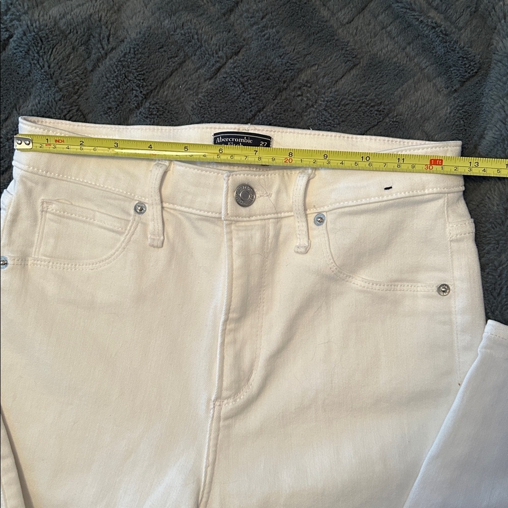 Abercrombie & Fitch Women's Skinny Jeans - White size 4 - Picture 3 of 5